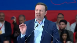 Chris Murphy Hits a New Low