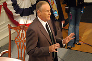 Bill addresses the audience just before the taping.