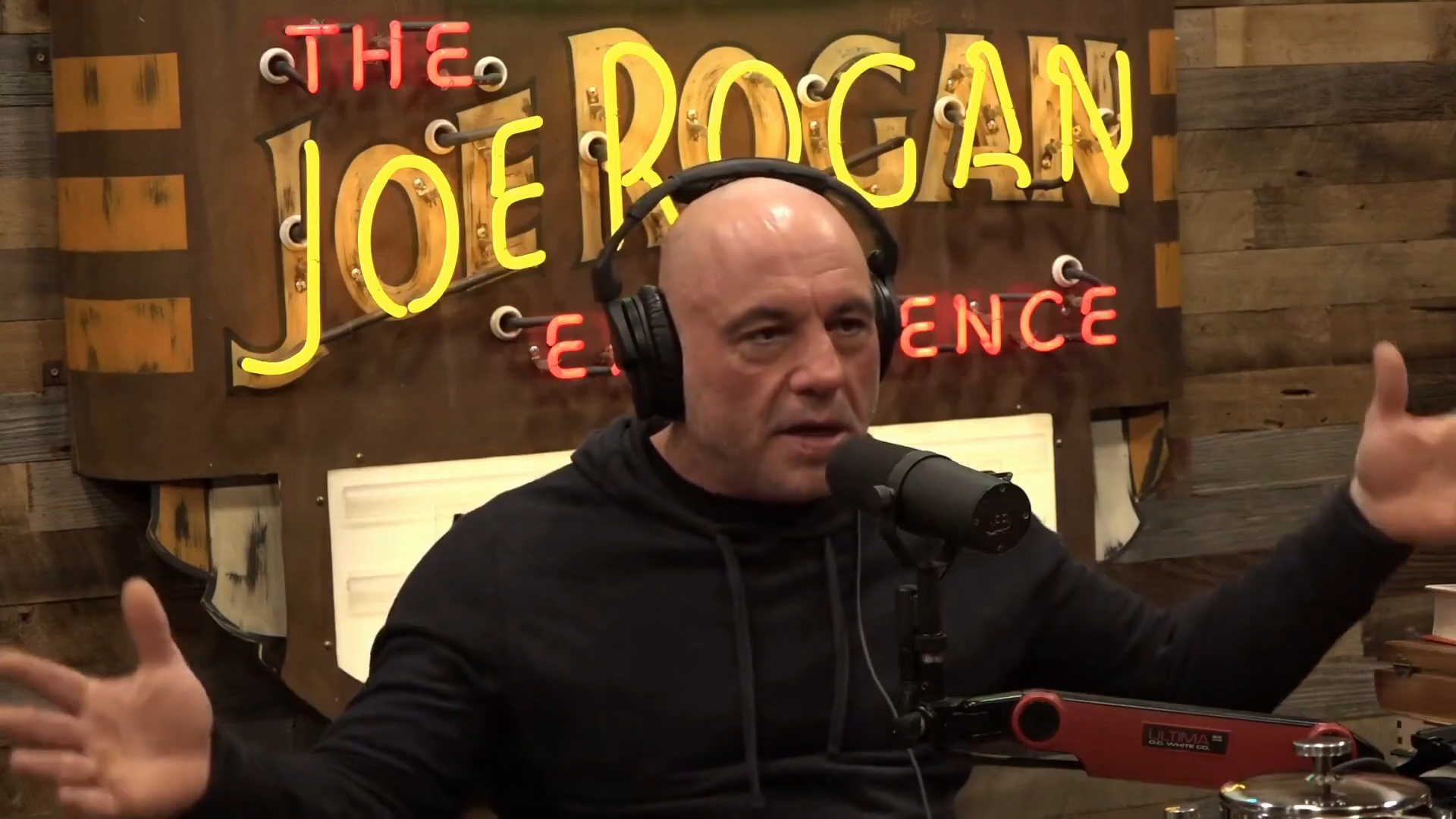 Joe Rogan: Tim Walz is a Fraudster